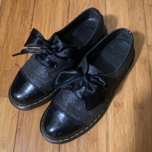 Womens Sz 7 Dr Martens Oxford Glitter, Cap Toe, Ribbon Laces GOTH